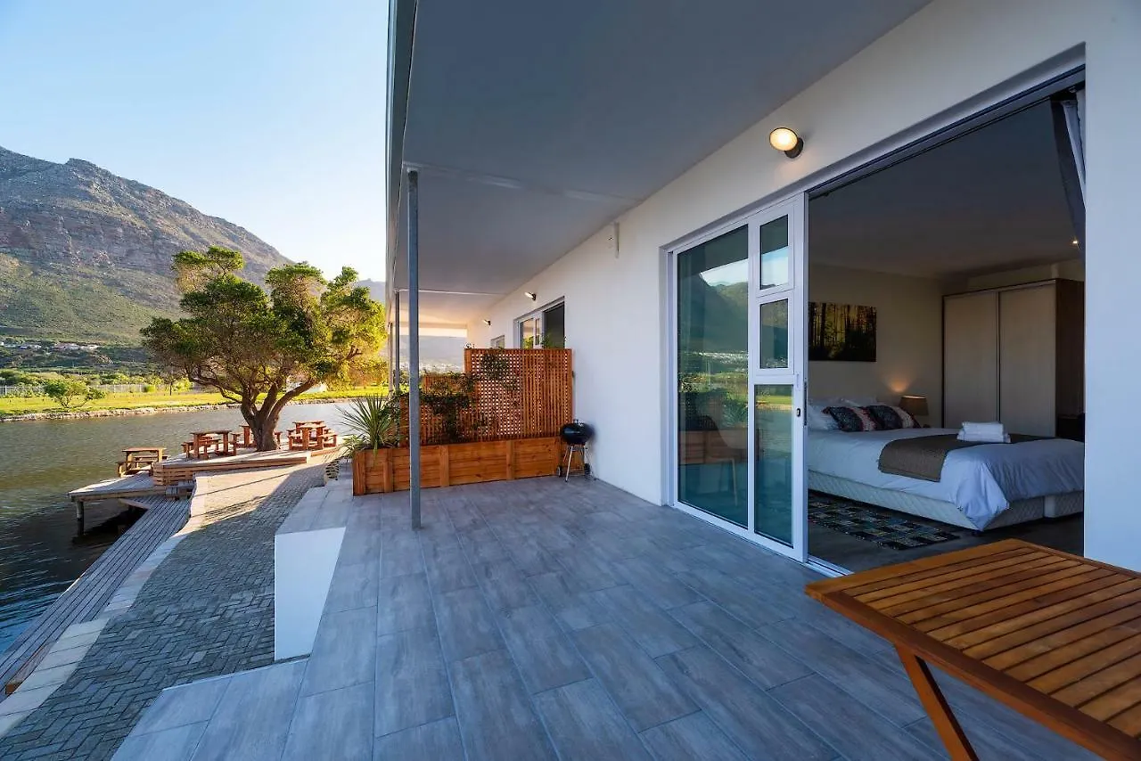 Marina Views Apartment Muizenberg 0*,  South Africa